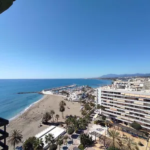 Apartamento En Primera Linea De Playa A - Centro Marbella